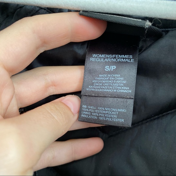 The North Face Black Puffer Jacket - Picture 12 of 14